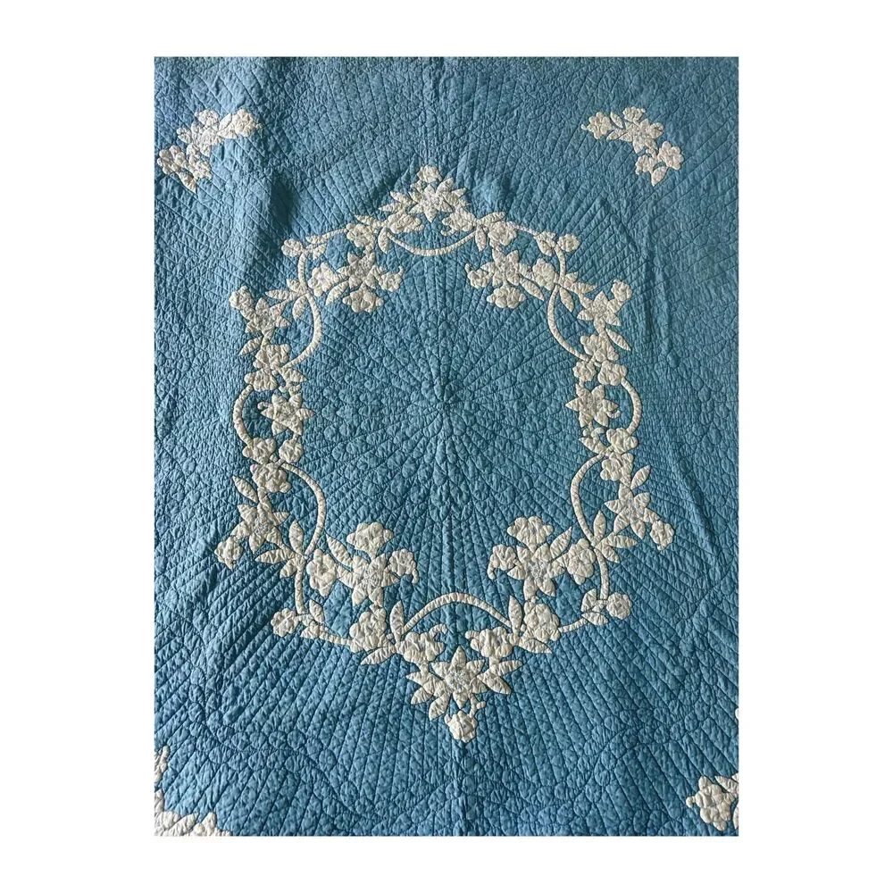 Vintage 1940s Hand Quilted Applique Colonial Blue Floral Wreath Quilt Scalloped